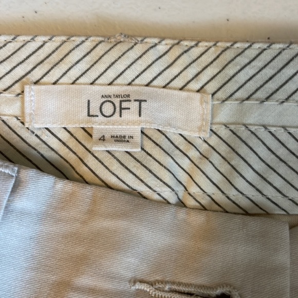 Loft Riviera Short - Picture 2 of 4